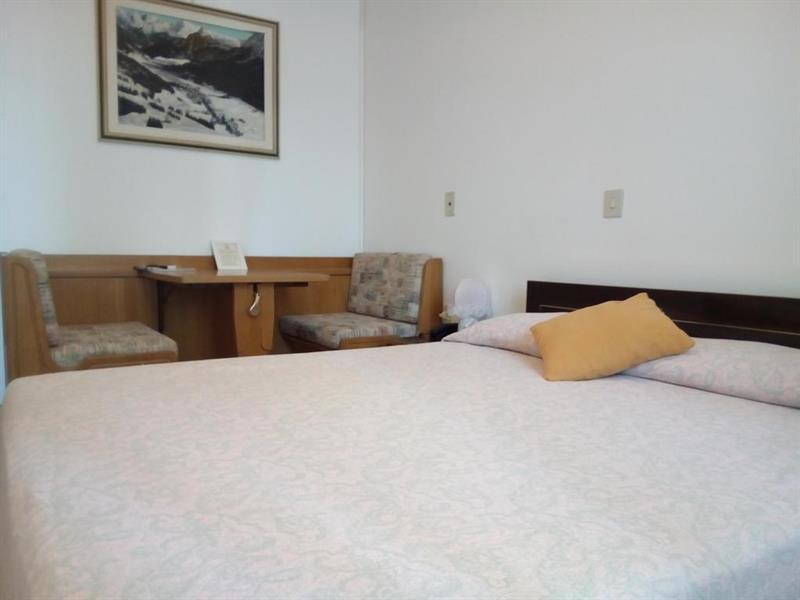 Hotel Villa Luisa Lignano Sabbiadoro Buitenkant foto